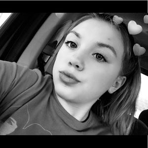 Meet your Posher, Miley